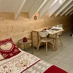 Pieds Des Pistes - Cosy & Confort Apartment *